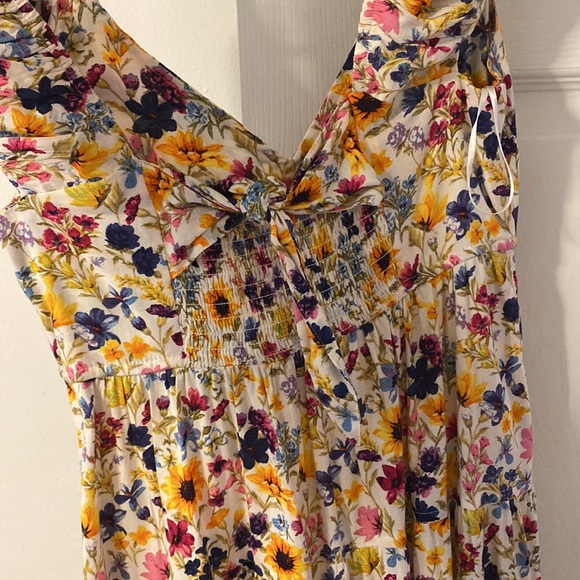 Old Navy Floral Maxi Dress - Picture 4 of 4
